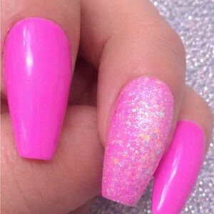 Vibrant Pink Medium Coffin Glitter Nail Set